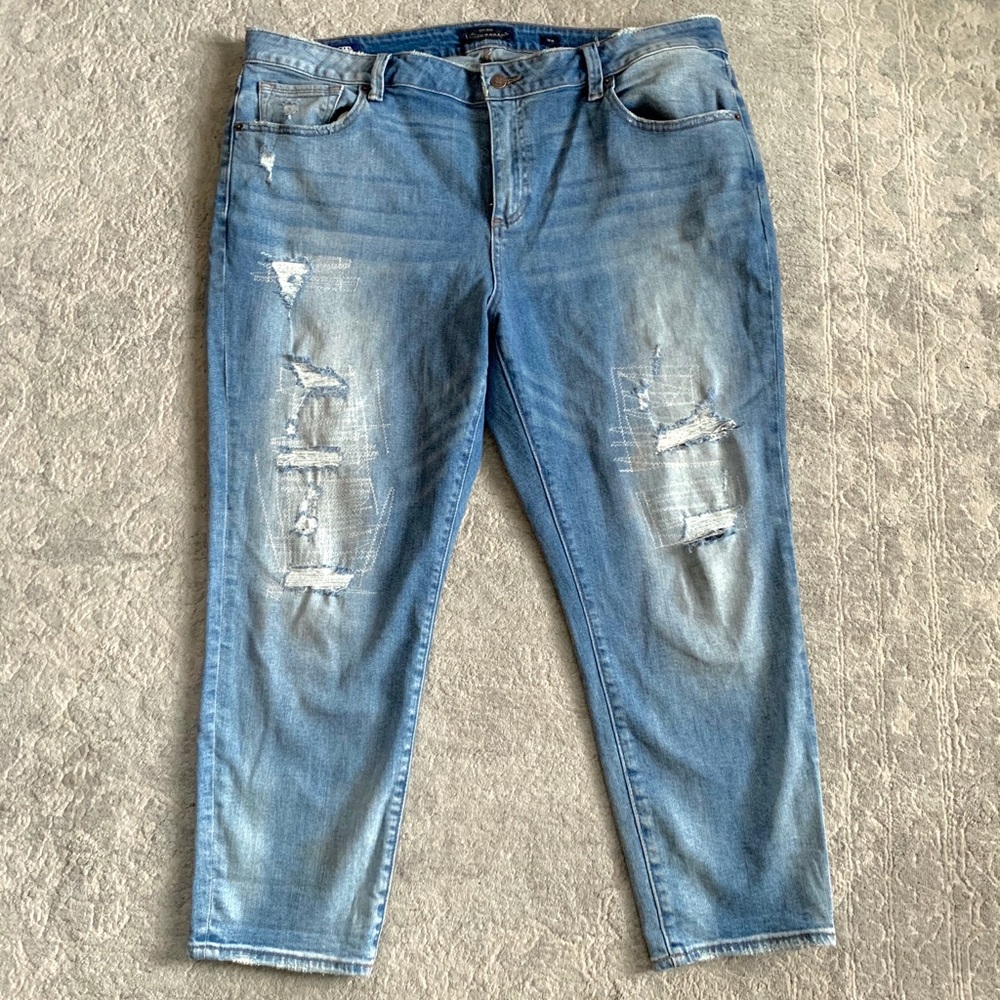 Lucky brand cropped boyfriend jean